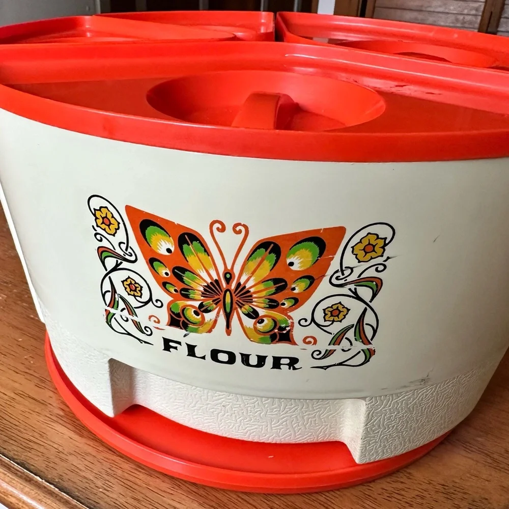 Vintage Sterilite Butterfly Food Cannisters Lazy Susan - Picture 5 of 10